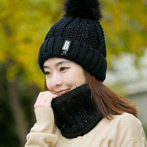 Black beanie scarf set 